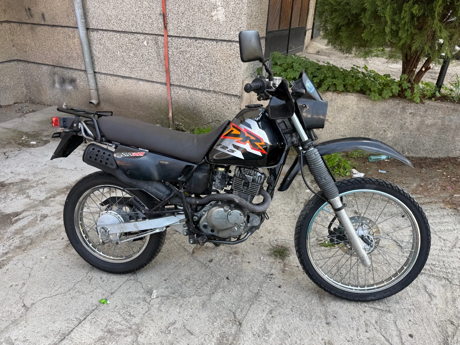 Suzuki Dr 125