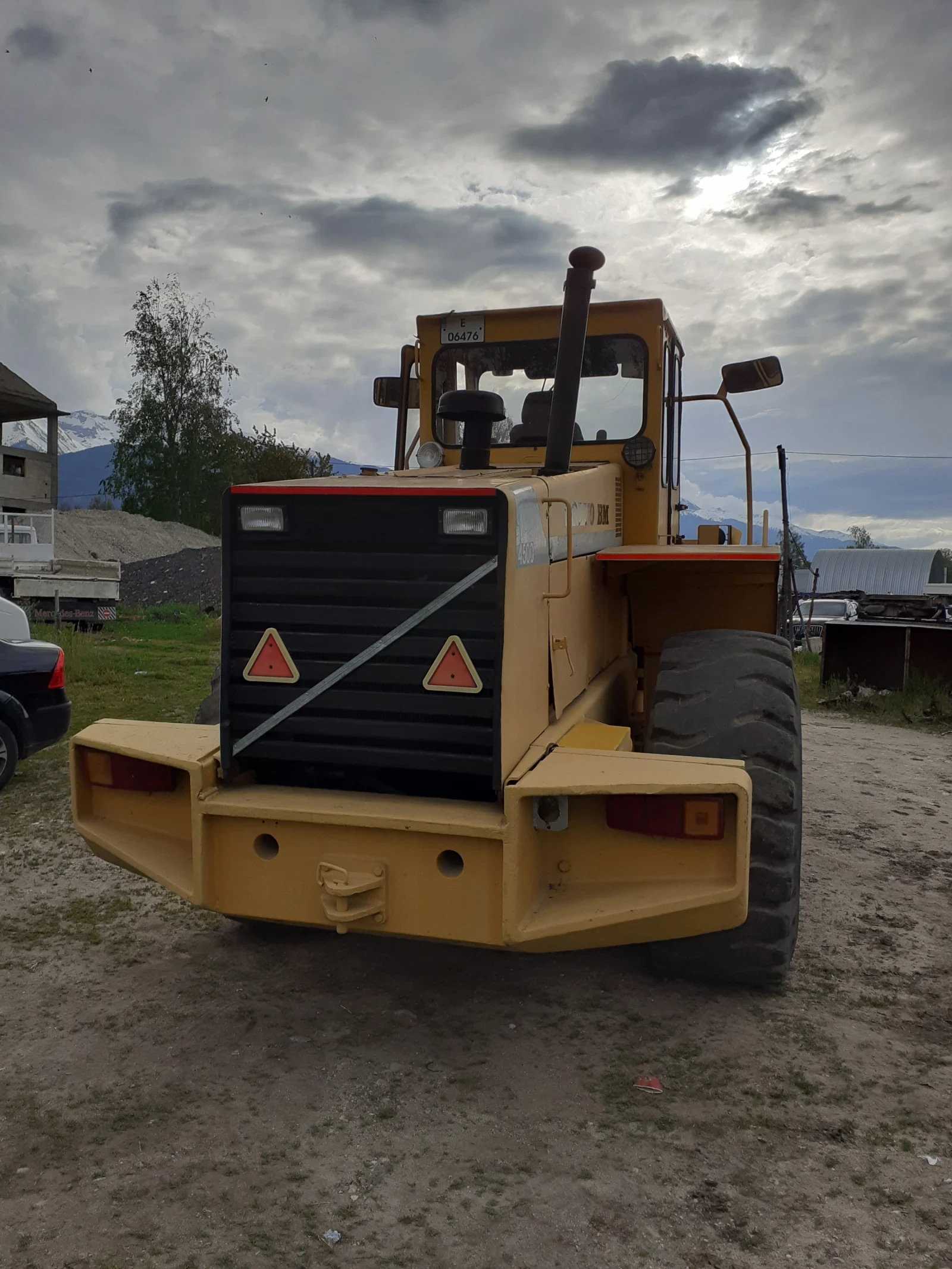 Челен товарач Volvo, снимка 4 - Индустриална техника - 55844992