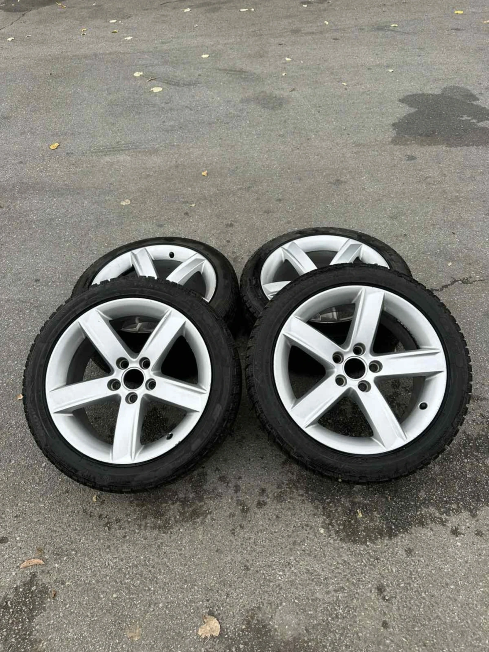 ���� � ������ 225/45R17 �� VW | Mobile.bg � ����������� 1