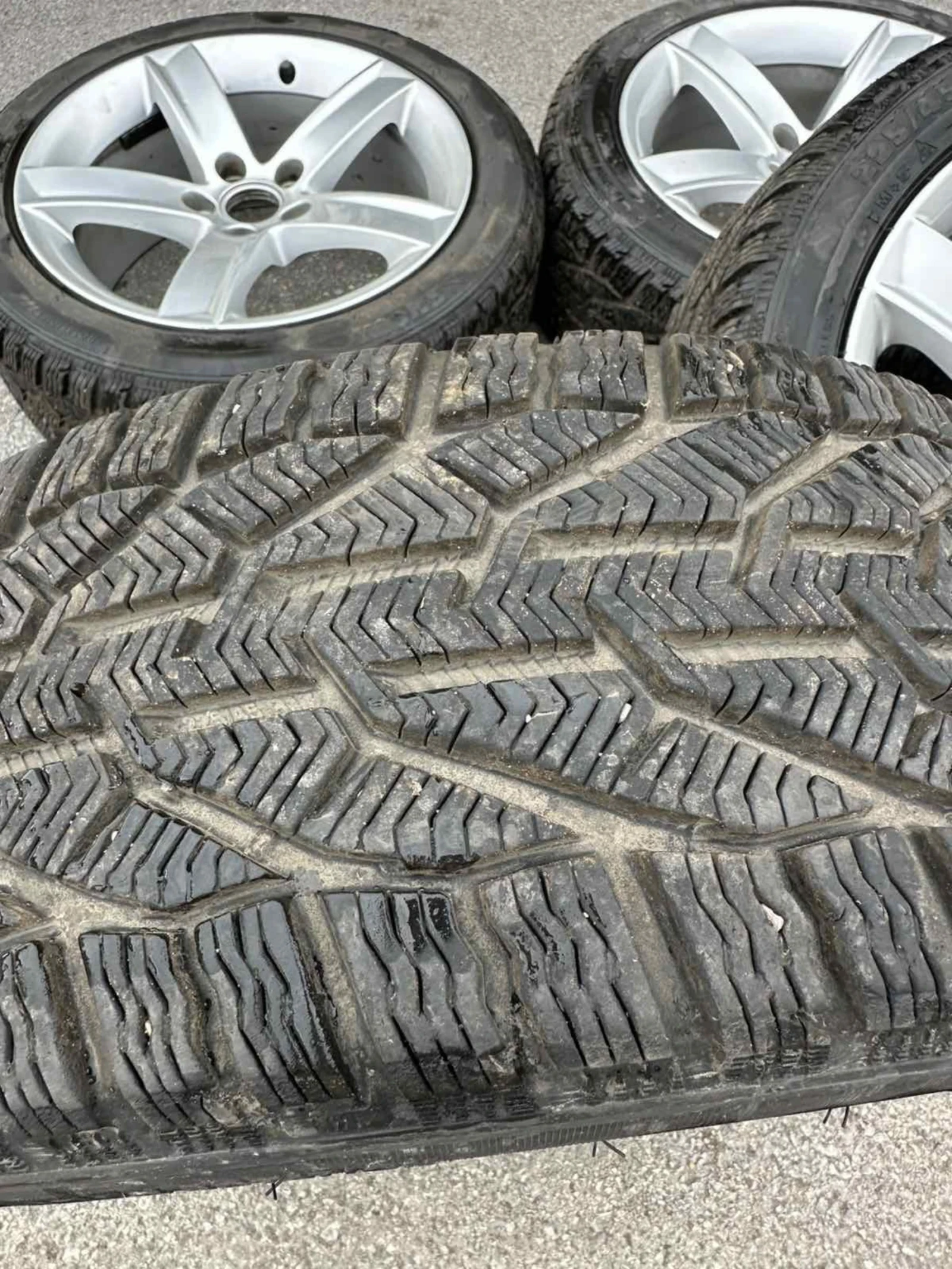 ���� � ������ 225/45R17 �� VW | Mobile.bg � ����������� 4