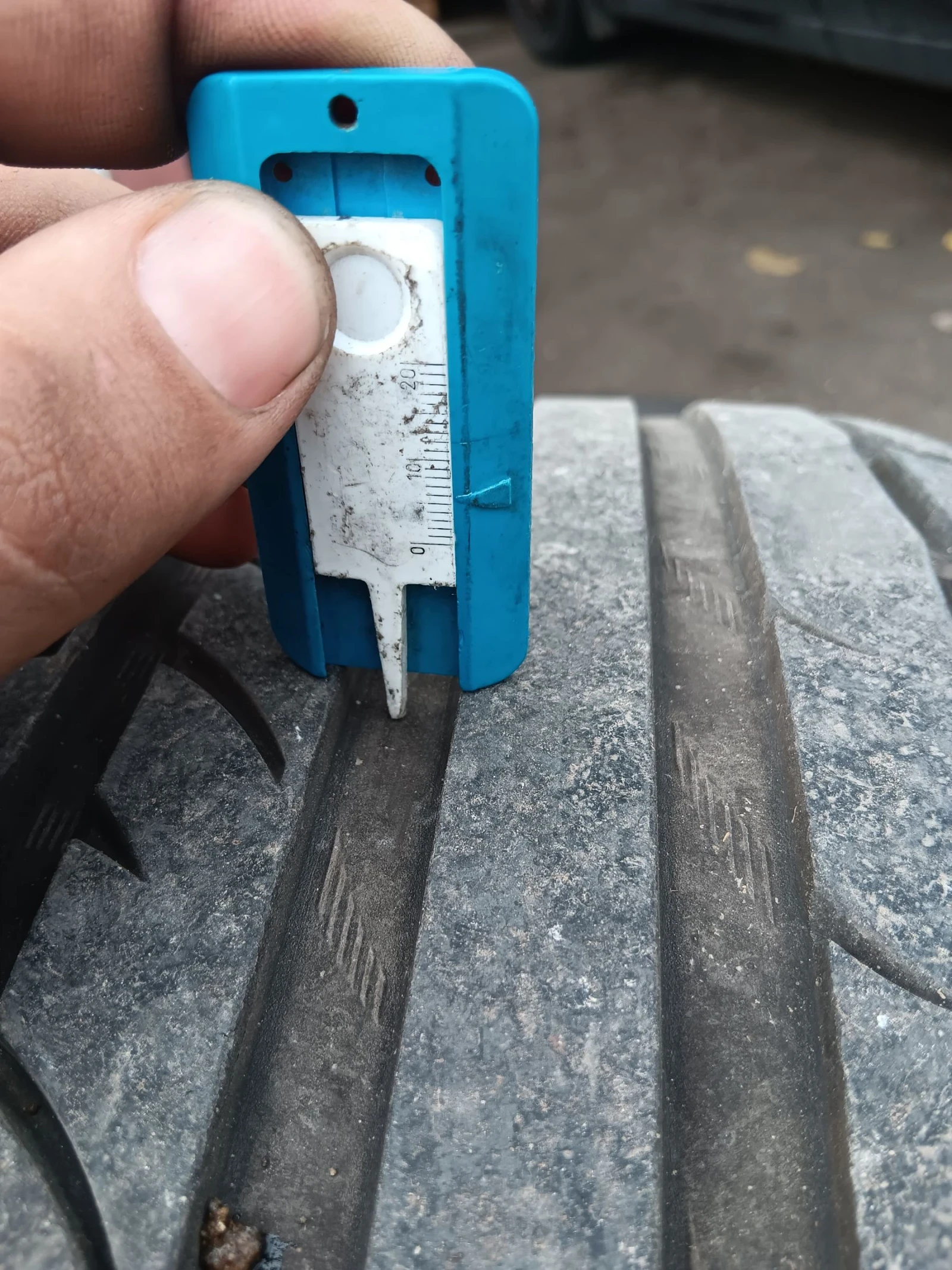 ���� � ������ 225/45R17 | Mobile.bg � ����������� 5
