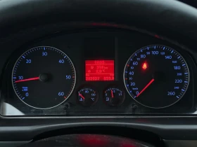 VW Touran 1.9TDi 105к.с * Навигация* * Климатроник* , снимка 16