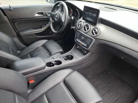 Mercedes-Benz CLA 250 4MATIC * FULL AMG PACK* ПАНОРАМА* ПОДГРЕВИ* КАМЕРА, снимка 14