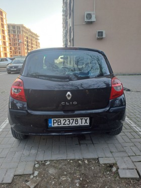Renault Clio 1.2 16v, снимка 8 - Автомобили и джипове - 45369618