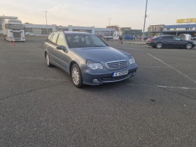 Mercedes-Benz C 200, снимка 10