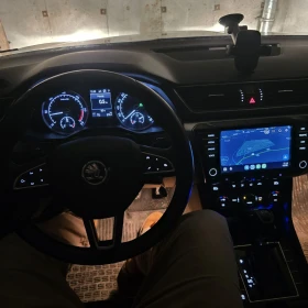 Skoda Superb 1600 - 13200 € / 25816.96 лв. - 94519655 13