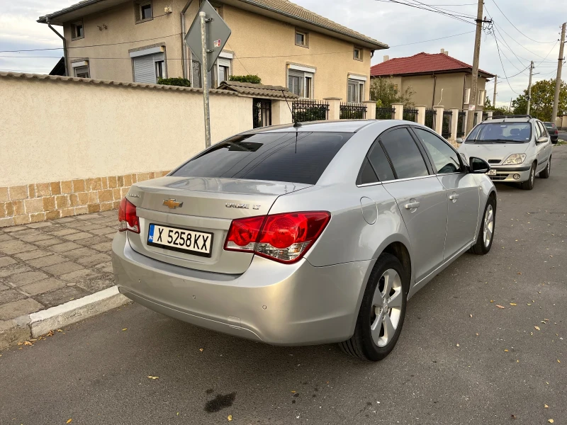 Chevrolet Cruze 2.0 LT, снимка 4 - Автомобили и джипове - 47539028