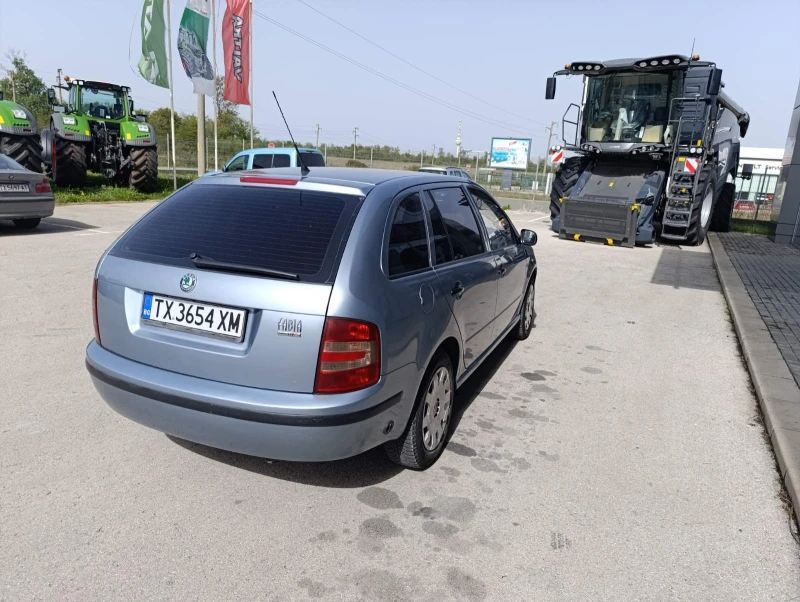 Skoda Fabia, снимка 6 - Автомобили и джипове - 47435527