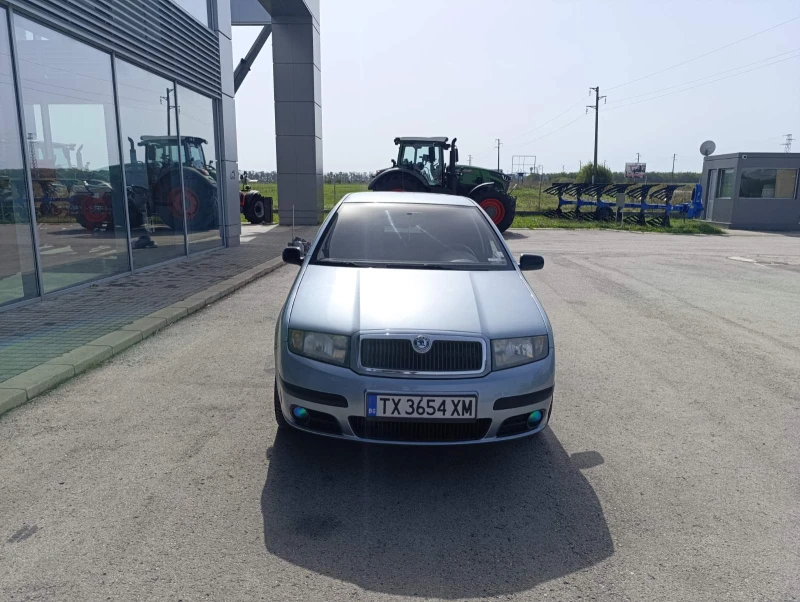 Skoda Fabia, снимка 2 - Автомобили и джипове - 47435527