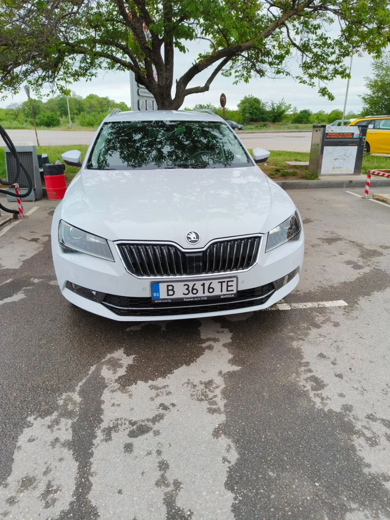 Skoda Superb, снимка 2 - Автомобили и джипове - 47454073