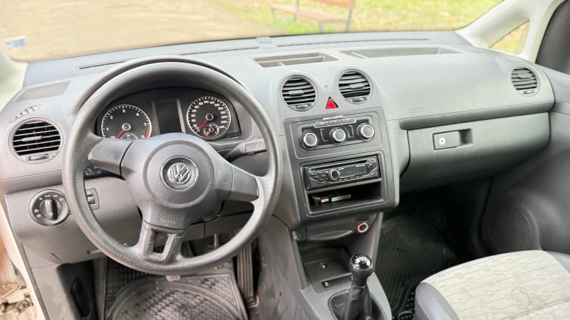 VW Caddy 1.6TDI Maxi , снимка 5 - Автомобили и джипове - 52630891