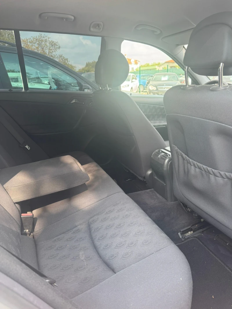 Mercedes-Benz 200 C220 cdi , снимка 11 - Автомобили и джипове - 52457318