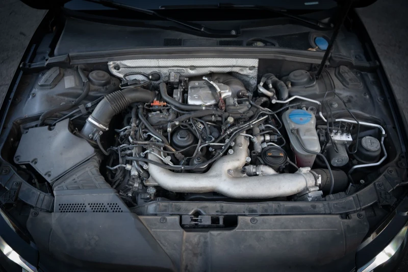 Audi A4  S-LINE , снимка 16 - Автомобили и джипове - 52557726