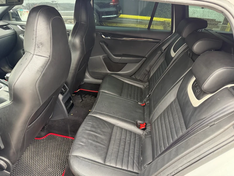 Skoda Octavia vRS 2.0 TDI, снимка 12 - Автомобили и джипове - 51976529
