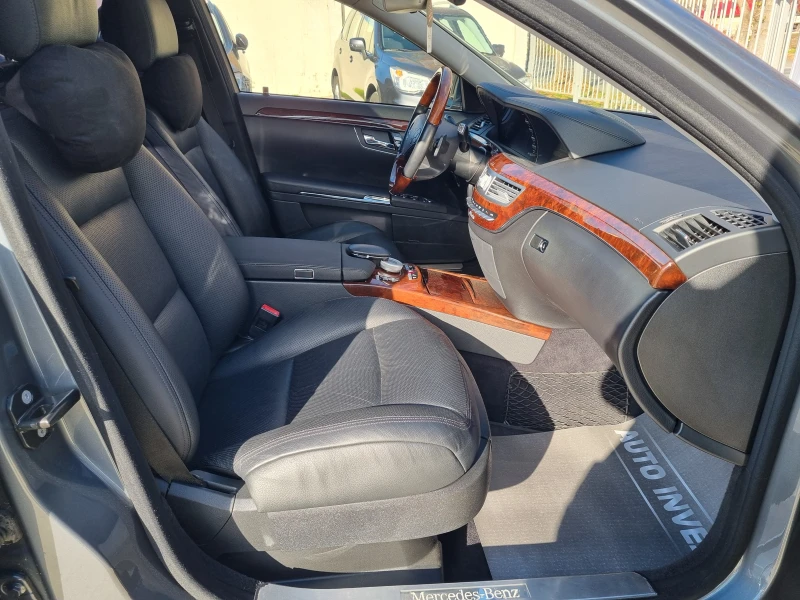 Mercedes-Benz S 550 * V8* AMG* 4MATIC* FACELIFT* МАСАЖ* HARMAN&KARDON, снимка 14 - Автомобили и джипове - 52615480