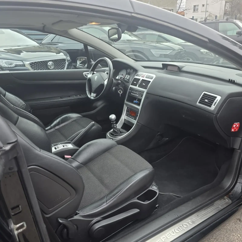 Peugeot 307 CC 2.0 HDI, снимка 11 - Автомобили и джипове - 52789552