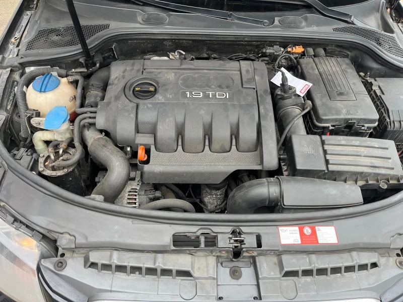 Audi A3 1.9 TDI Sportback, снимка 13 - Автомобили и джипове - 53240351