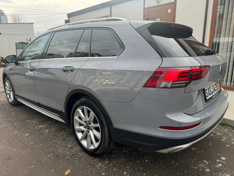 VW Golf Alltrack 2.0tdi 4x4 200ps Digital IQ Drive, снимка 4 - Автомобили и джипове - 53456954