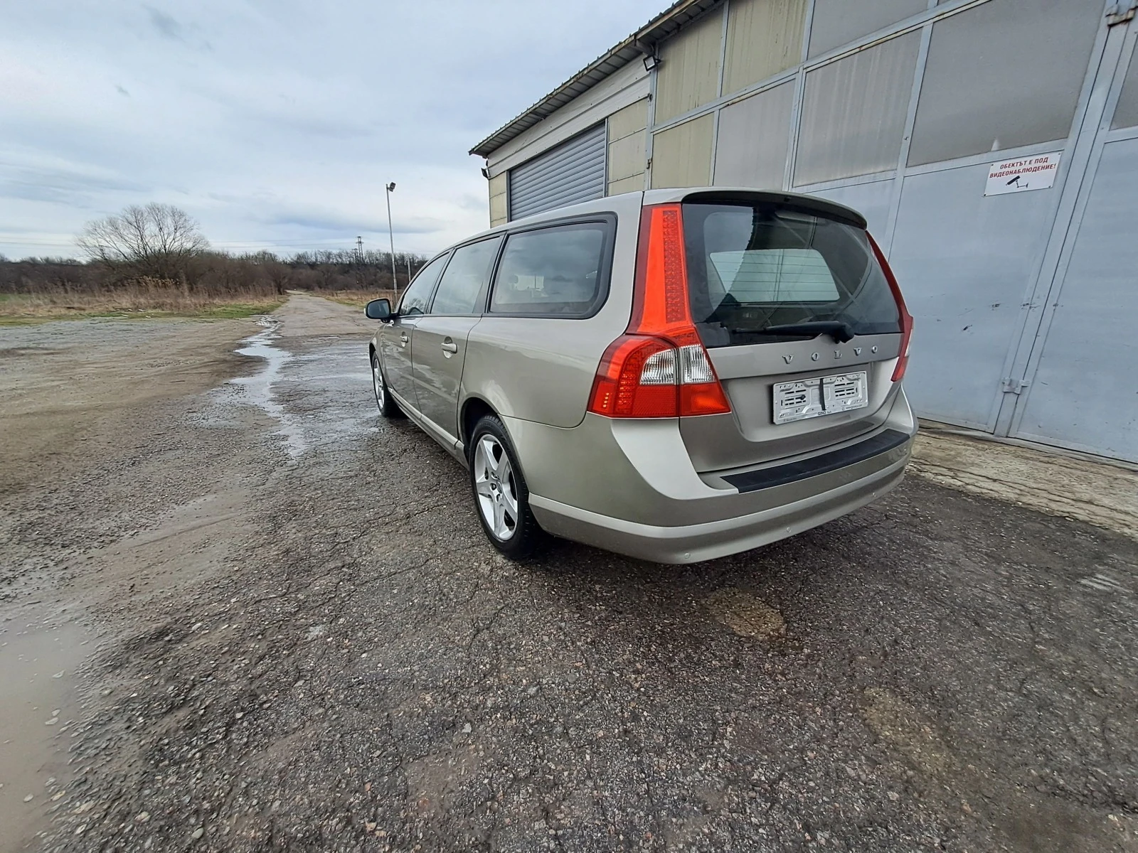 Volvo V70 2.4 d - изображение 4