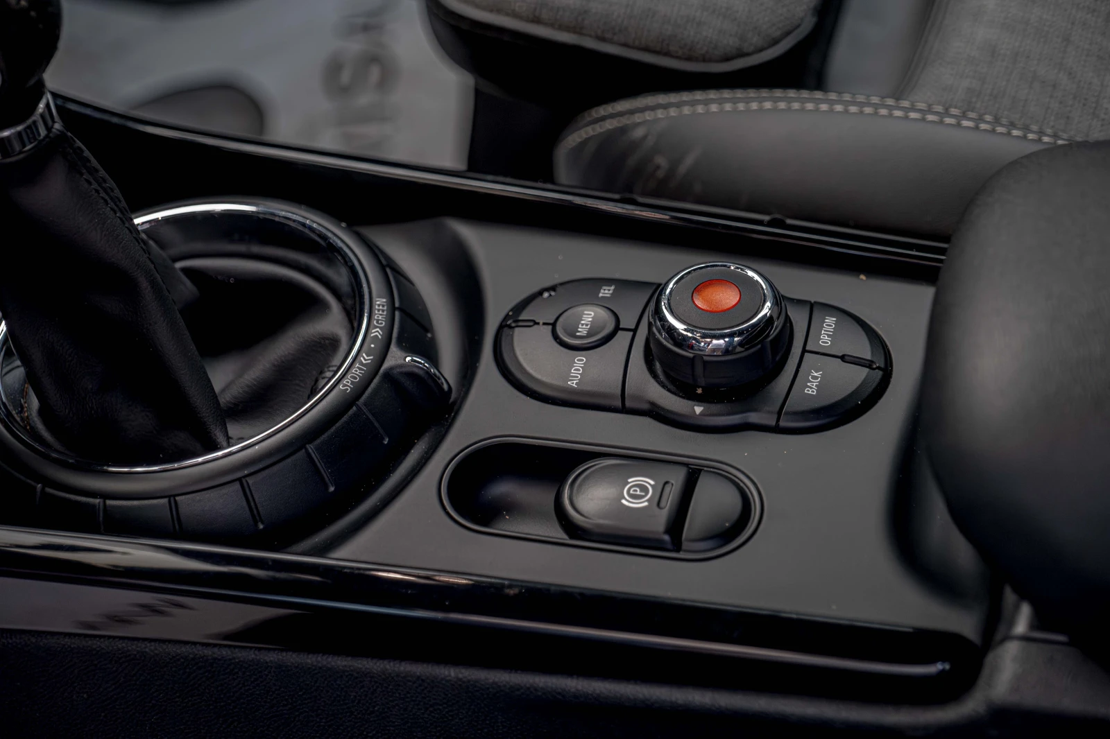 Mini Clubman Sport/FullLed/Подгрев/, снимка 10 - Автомобили и джипове - 47600204