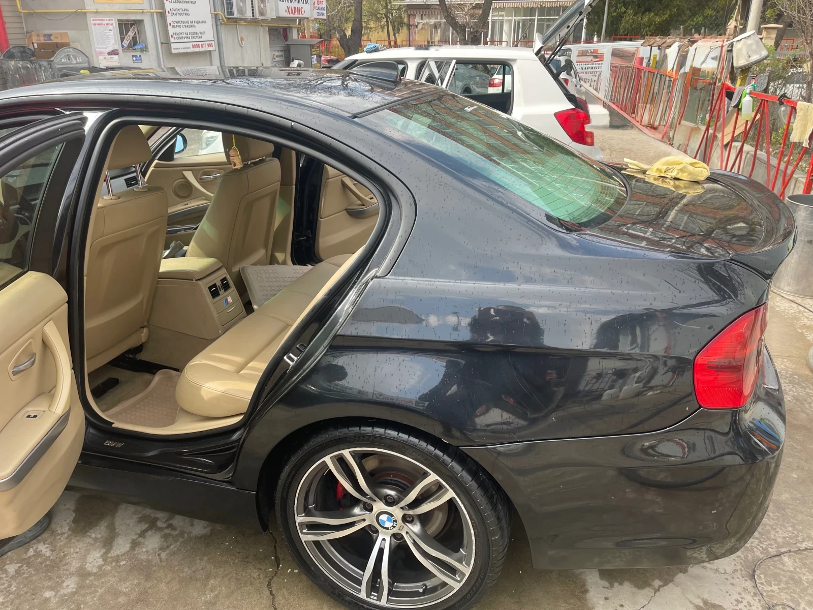 BMW 320  - изображение 5