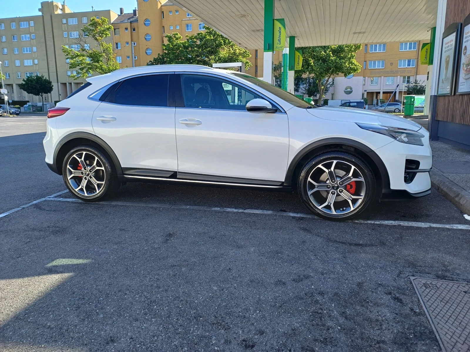 Kia XCeed First yellow Edition 1.4 Turbo TGDI - изображение 2