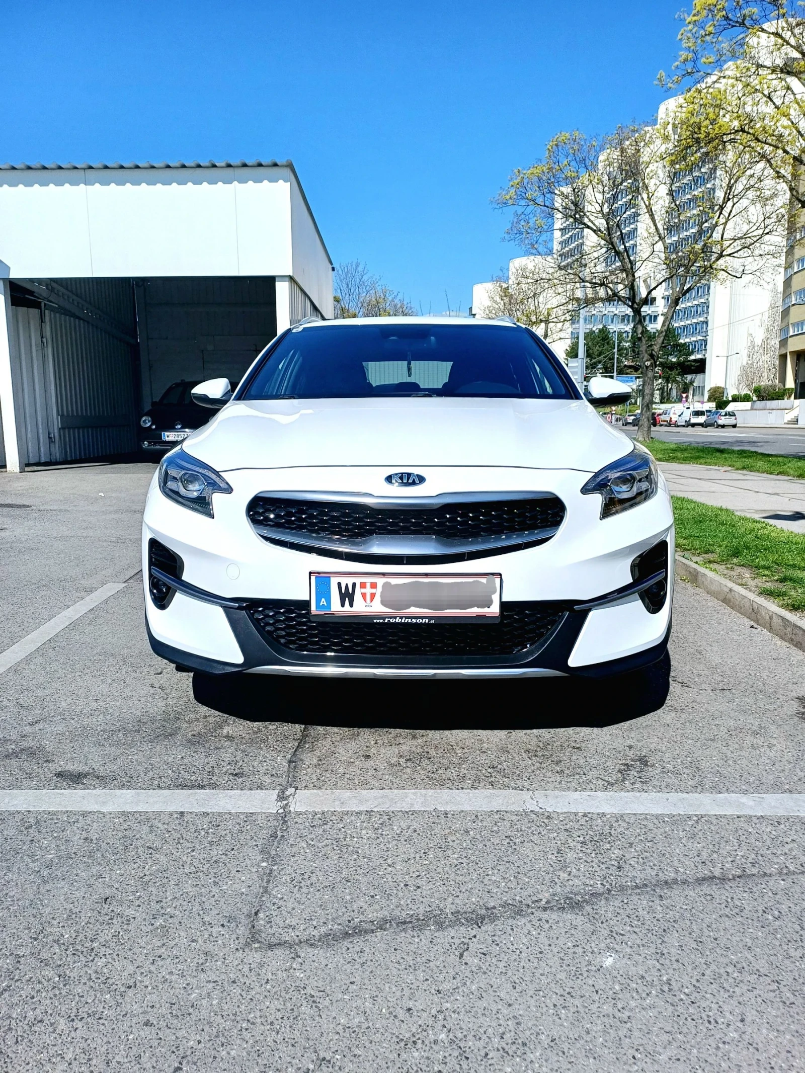 Kia XCeed First yellow Edition 1.4 Turbo TGDI - изображение 9