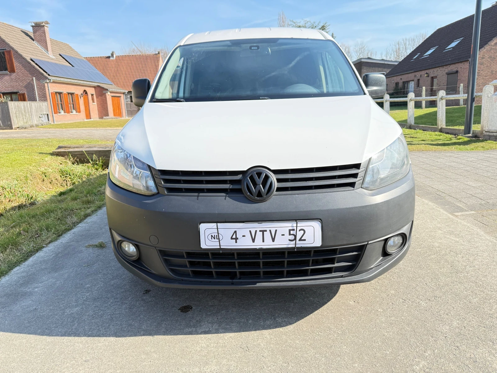 VW Caddy 1.6TDI Maxi  - изображение 2