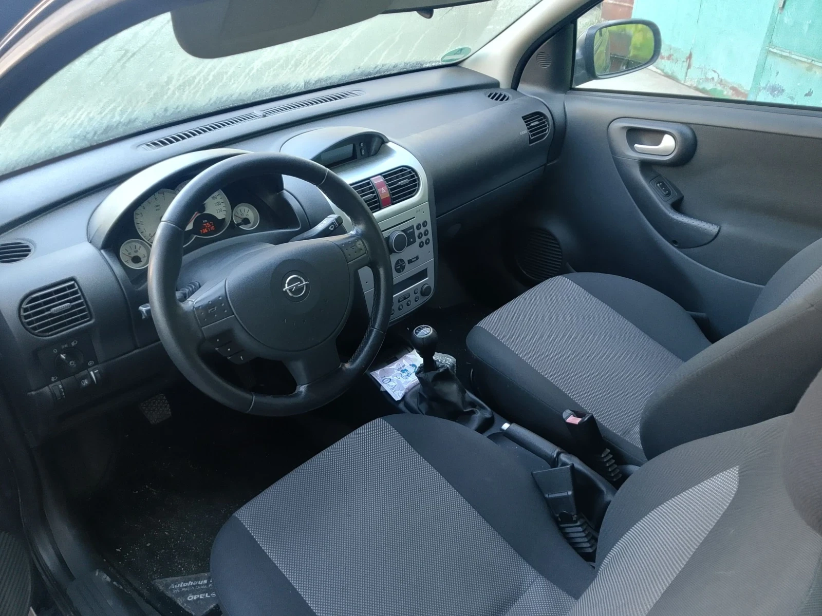 Opel Corsa 1, 2  | Mobile.bg   2