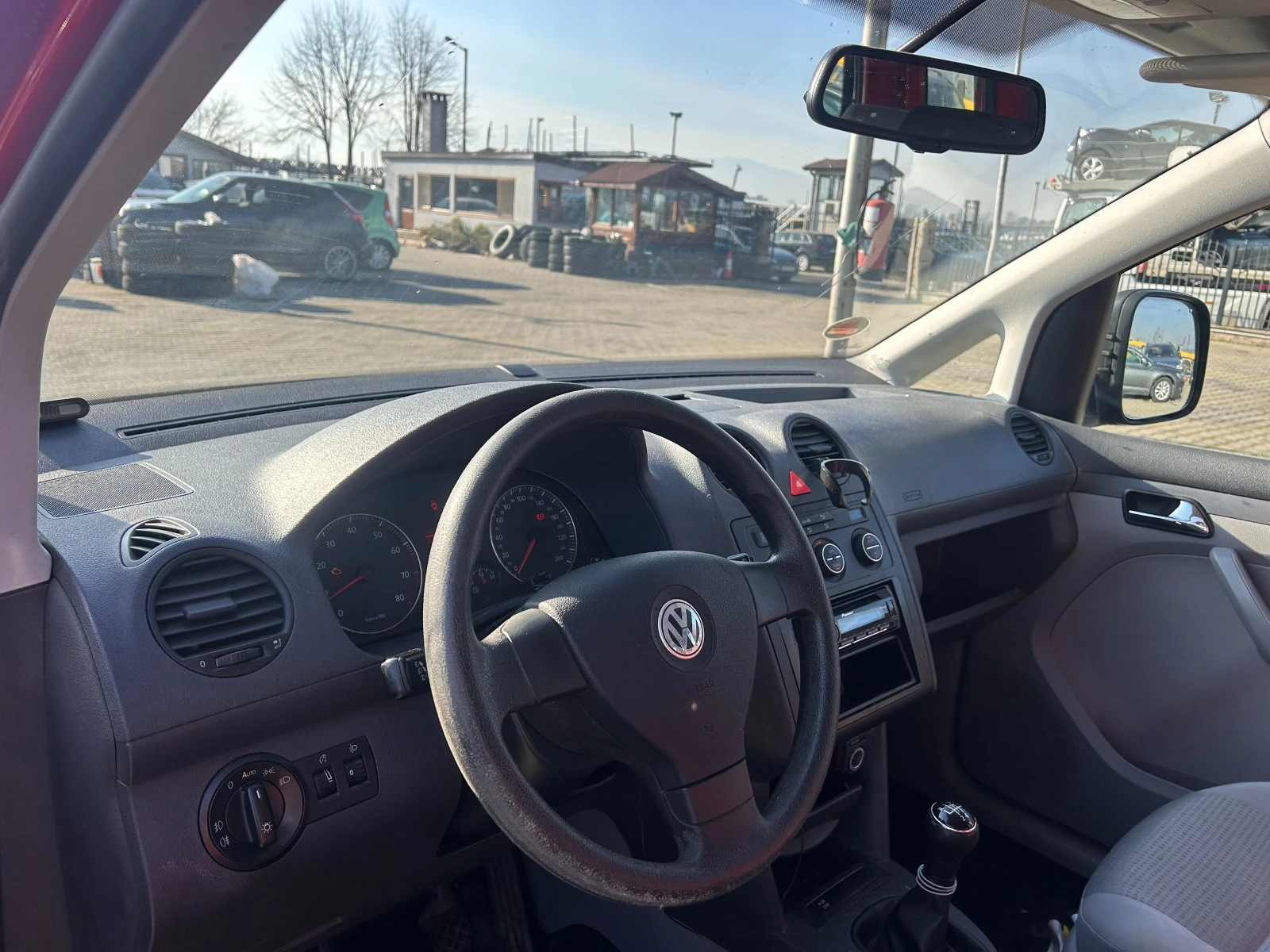 VW Caddy 2.0METAN 4+ 1 EURO 4 | Mobile.bg � ����������� 11