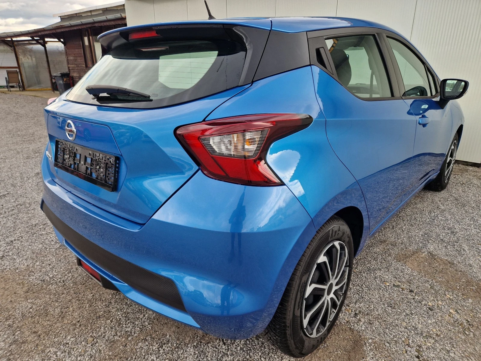 Nissan Micra 0.9i Perfekt - изображение 2