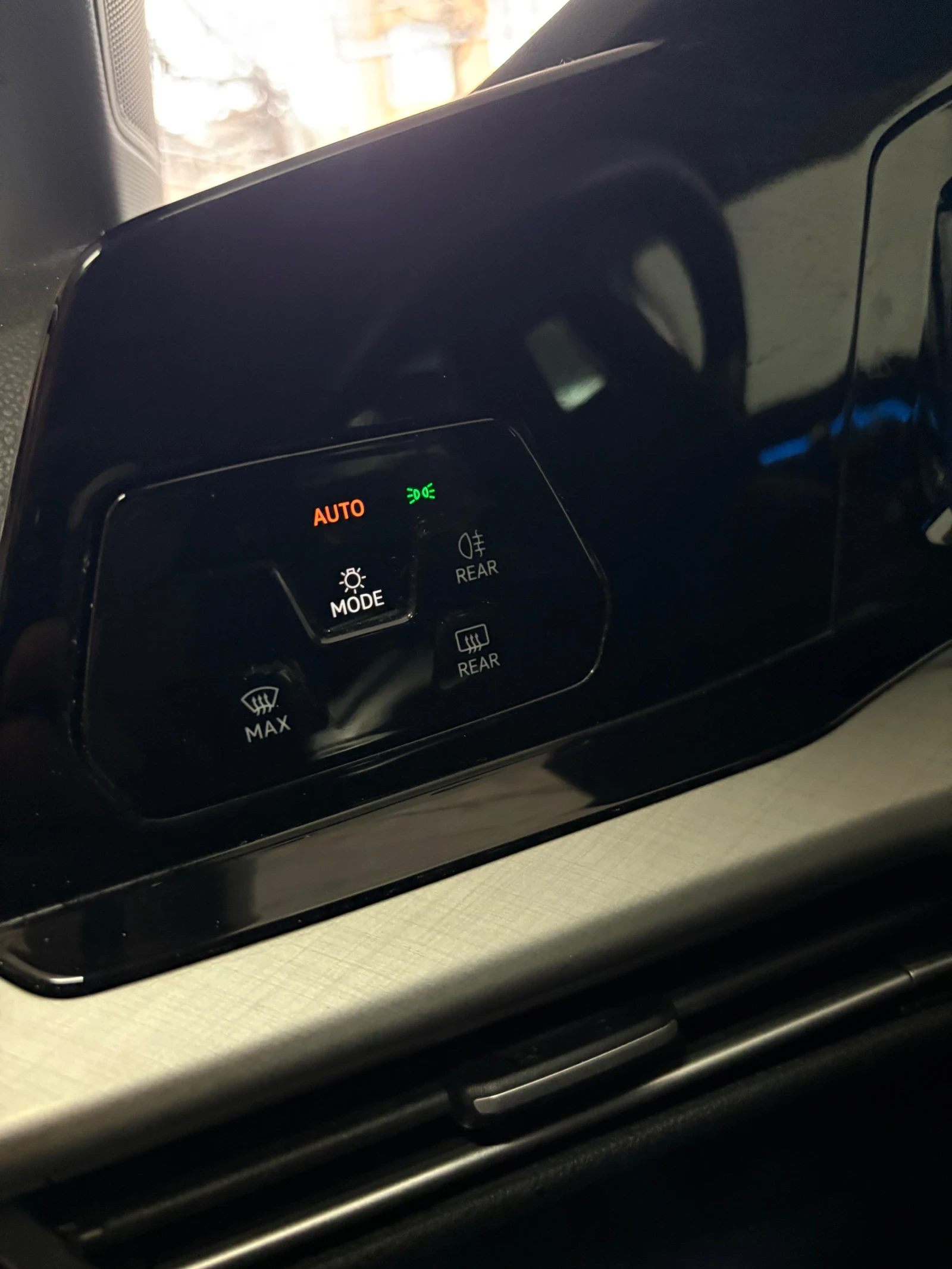 VW Golf 8 Variant Life / 2.0TDI/ Lane Assist / ��������� / | Mobile.bg � ����������� 13