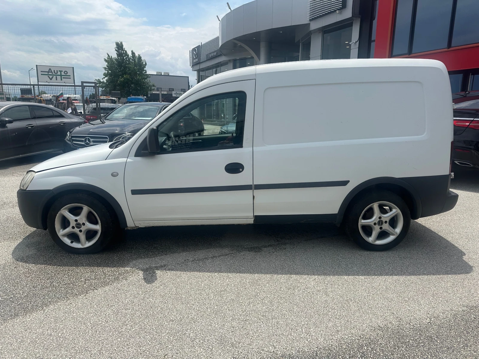 Opel Combo 1, 3 CDTI 70kc 165000km Cep.Истор.2кт Гуми, снимка 3 - Автомобили и джипове - 53025639
