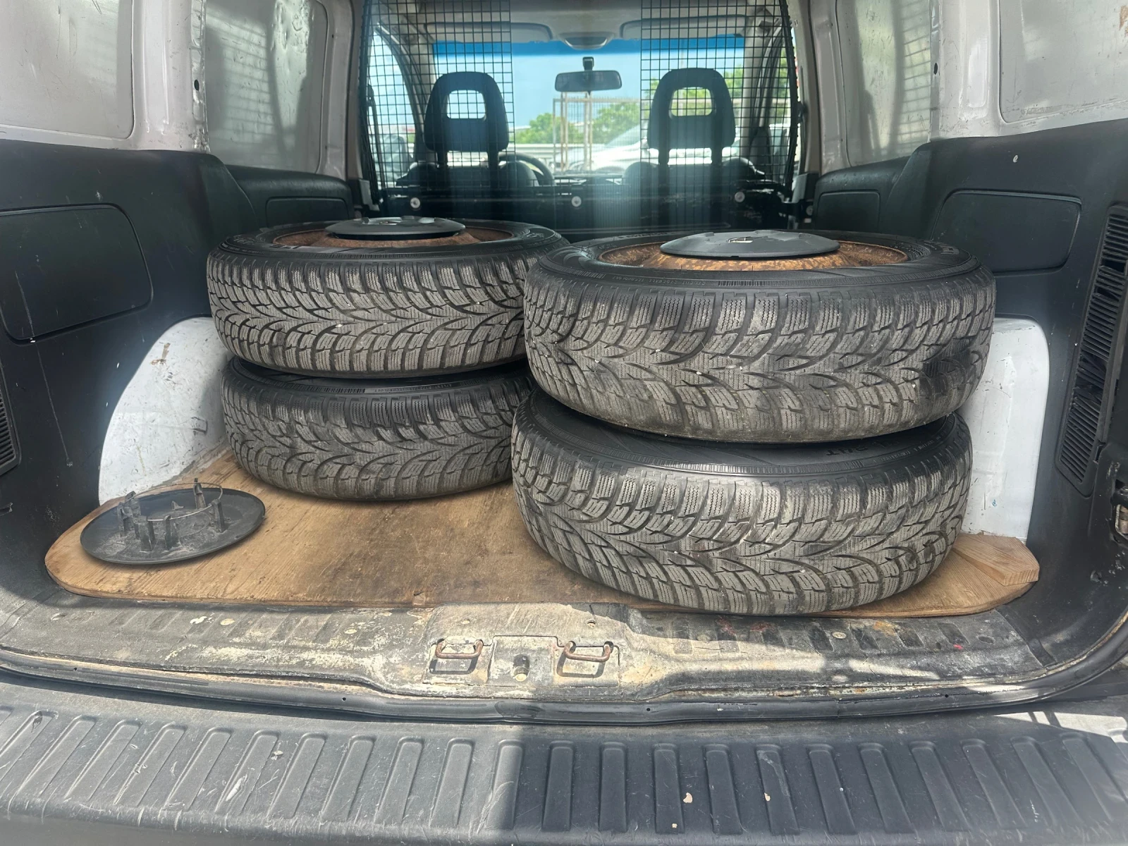 Opel Combo 1, 3 CDTI 70kc 165000km Cep.Истор.2кт Гуми, снимка 16 - Автомобили и джипове - 53025639