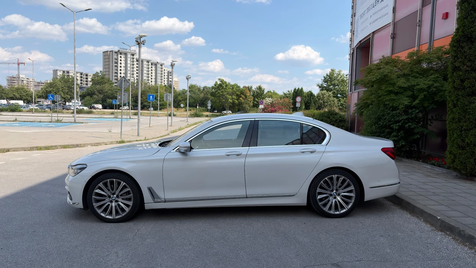 BMW 730 730D XDRIVE* 3xTV* 360* HEADUP* LASER* EXECUTIVE | Mobile.bg � ����������� 4