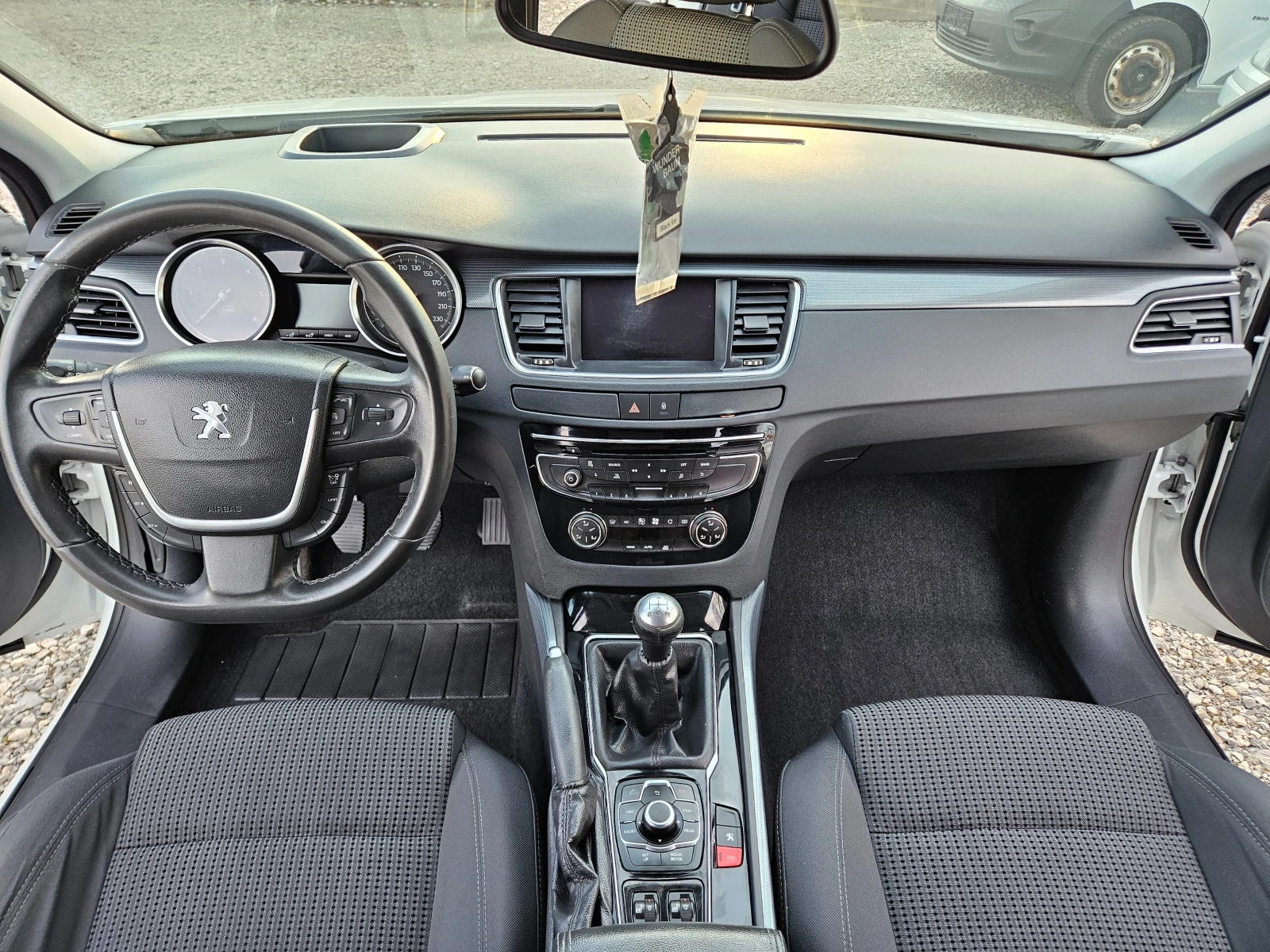 Peugeot 508 1.6 HDI 115кс. Head-up Navi Panorama, снимка 14 - Автомобили и джипове - 53785636
