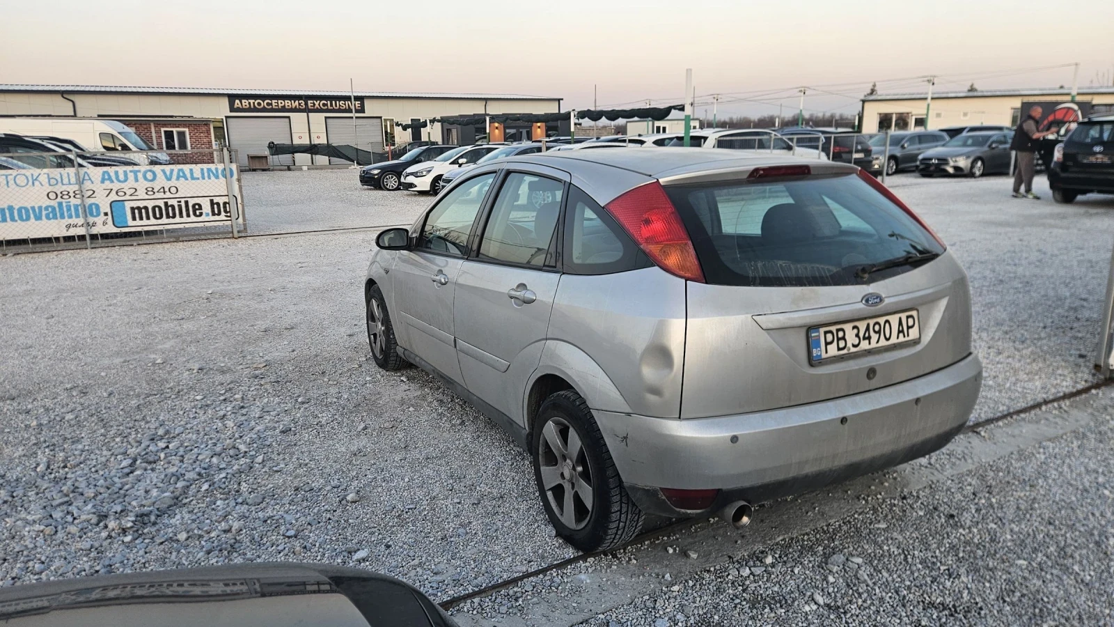 Ford Focus 1.8.Бензин.Клима.Обслужен., снимка 7 - Автомобили и джипове - 53829509