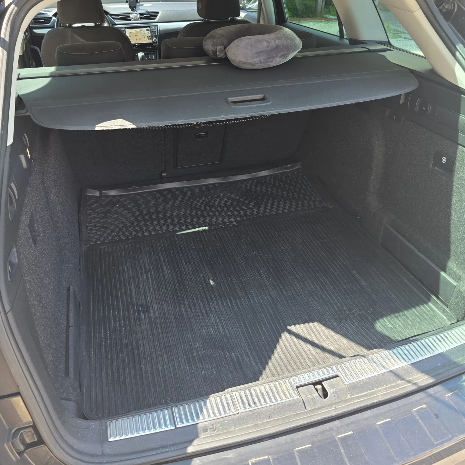 Skoda Superb 1600, снимка 16 - Автомобили и джипове - 53974655