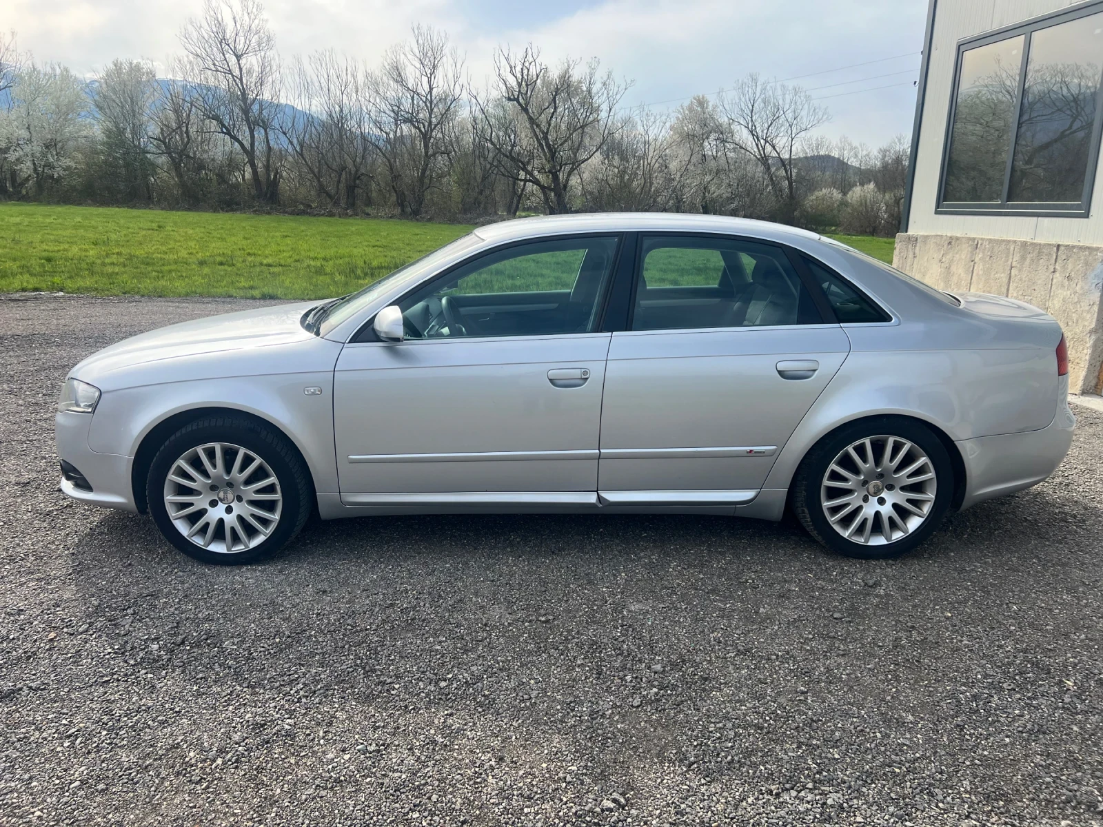 Audi A4 170к.с S-line quattro, снимка 7 - Автомобили и джипове - 54178218