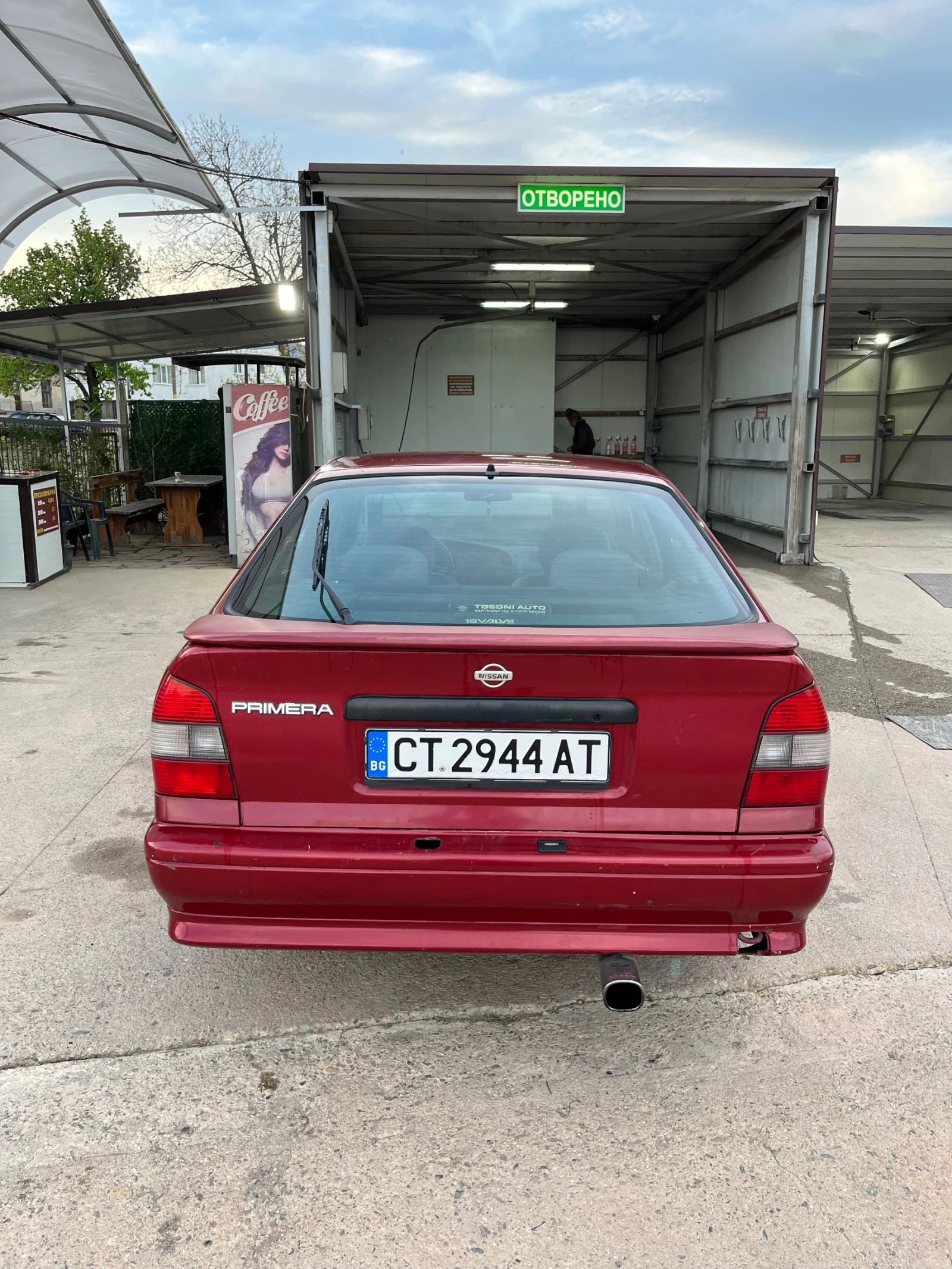 Nissan Primera 1.6 климатик, снимка 5 - Автомобили и джипове - 54417095