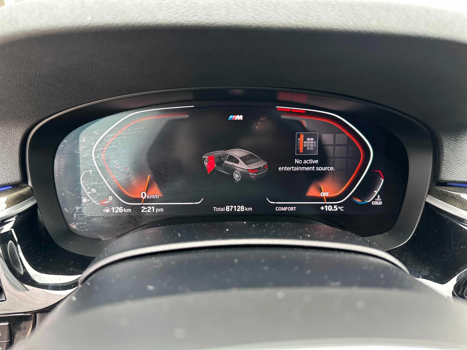 BMW 530 M ПАКЕТ * ПОДГРЕВ * ПАНОРАМА * HARMAN KARDON, снимка 8 - Автомобили и джипове - 54587094