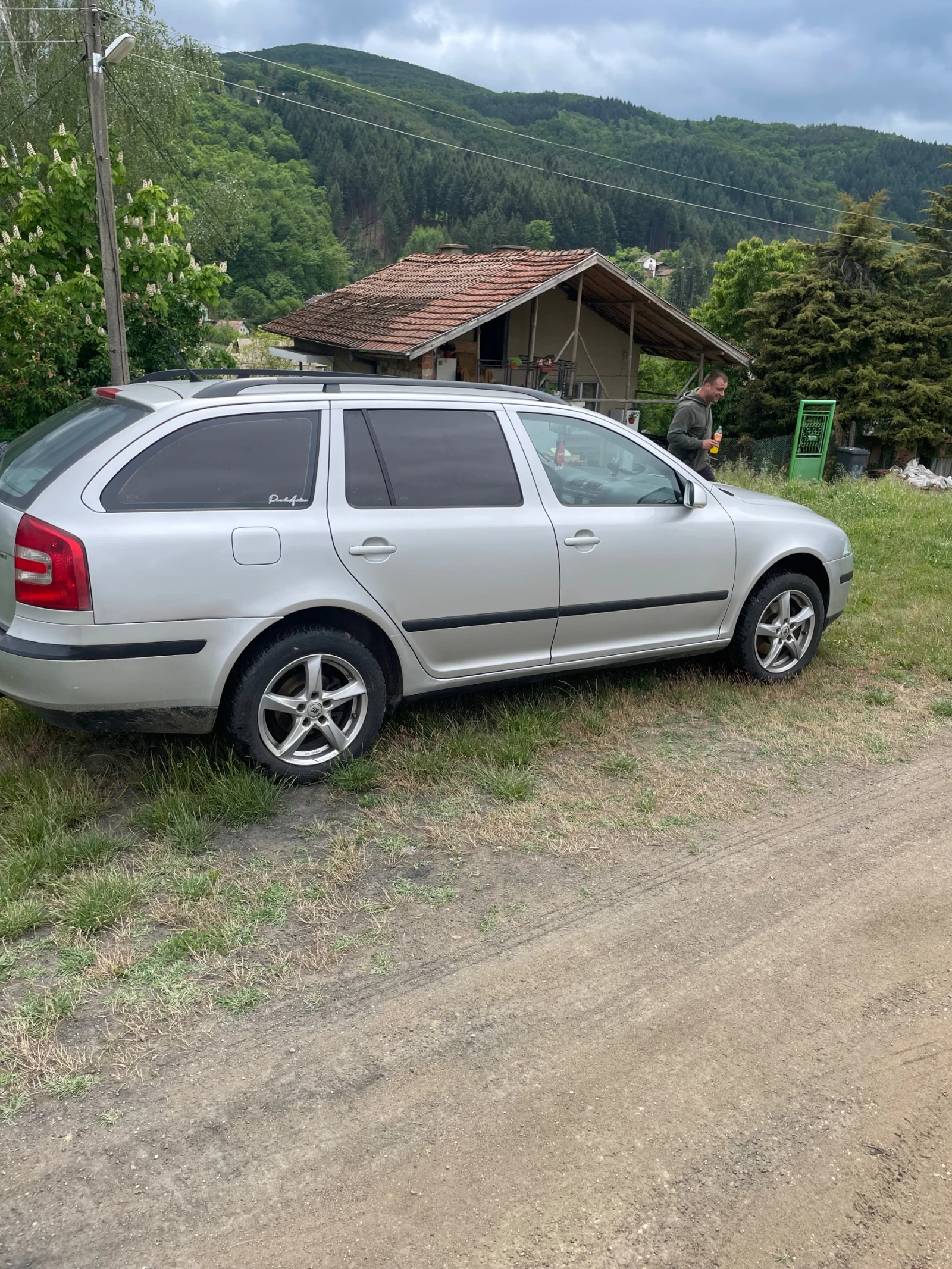 Skoda Octavia, снимка 2 - Автомобили и джипове - 54643100