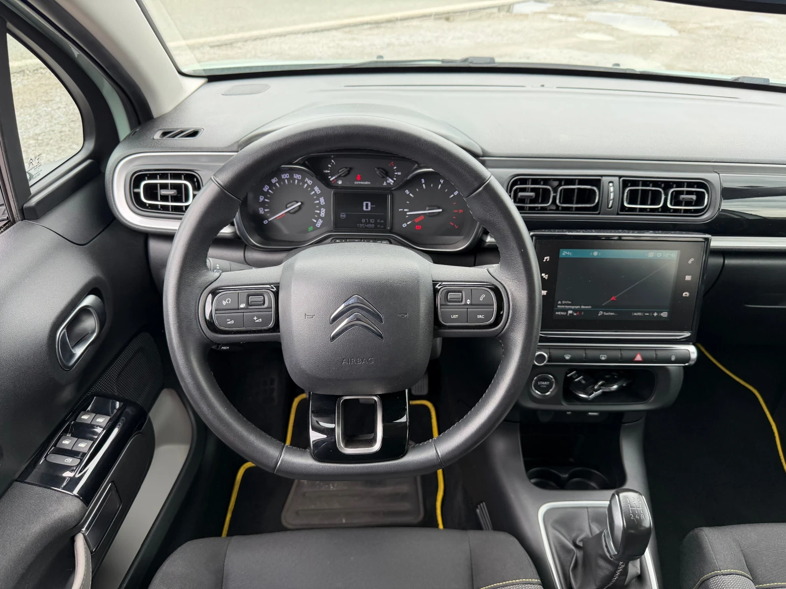 Citroen C3 1.2i SHINE KEYLESS NAVI CAMERA SERVICE BOOK, снимка 10 - Автомобили и джипове - 54652190