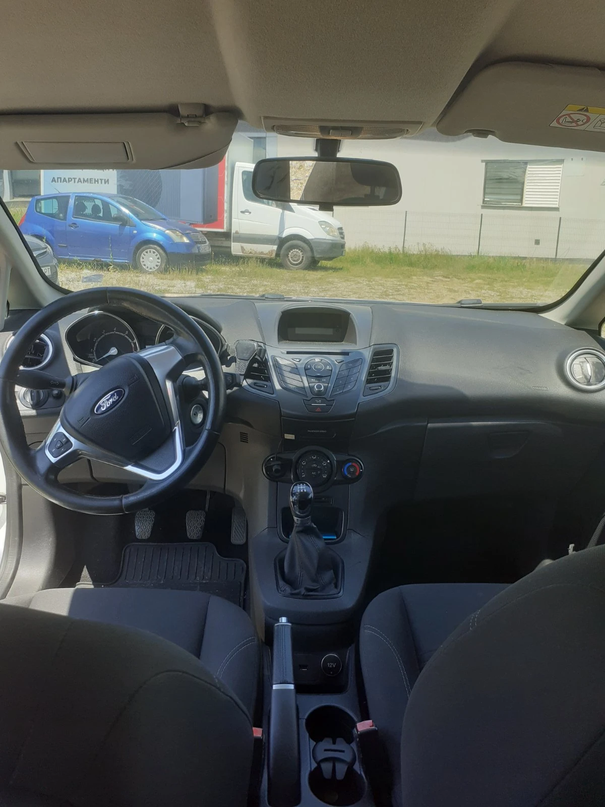 Ford Fiesta 1.2, снимка 8 - Автомобили и джипове - 54701452
