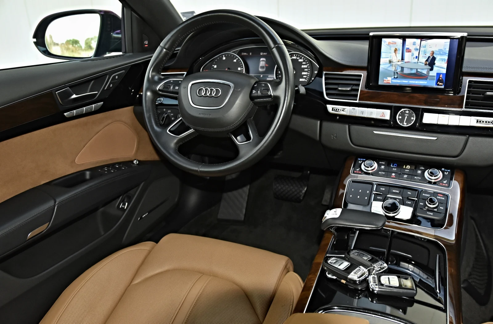 Audi A8 3.0 TDI SPORT PAKET 360 MATRIX TV FULL MAX, снимка 10 - Автомобили и джипове - 54858383