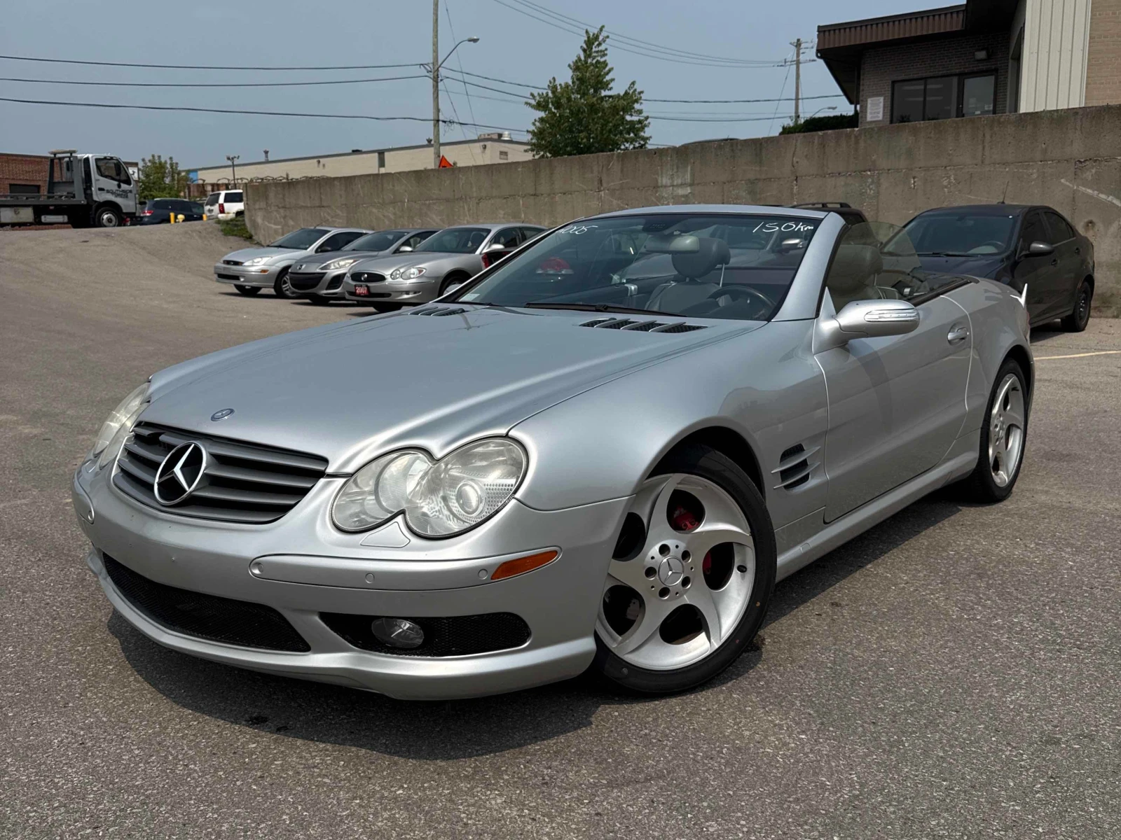 Mercedes-Benz SL 500 * 5.0L * CARFAX * CarPlay* КЛИП