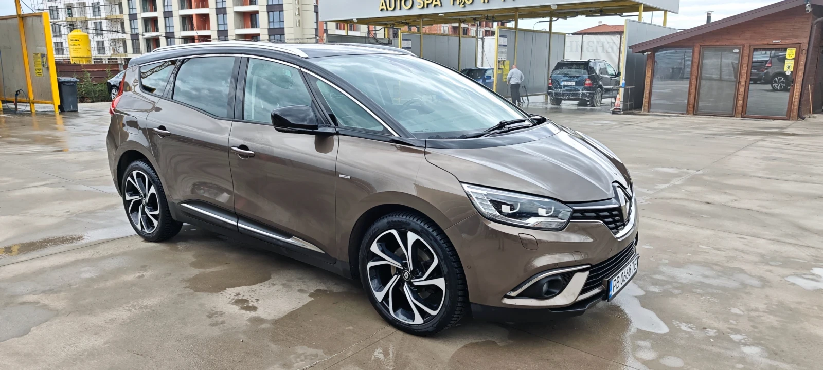 Renault Grand scenic, снимка 2 - Автомобили и джипове - 55959039