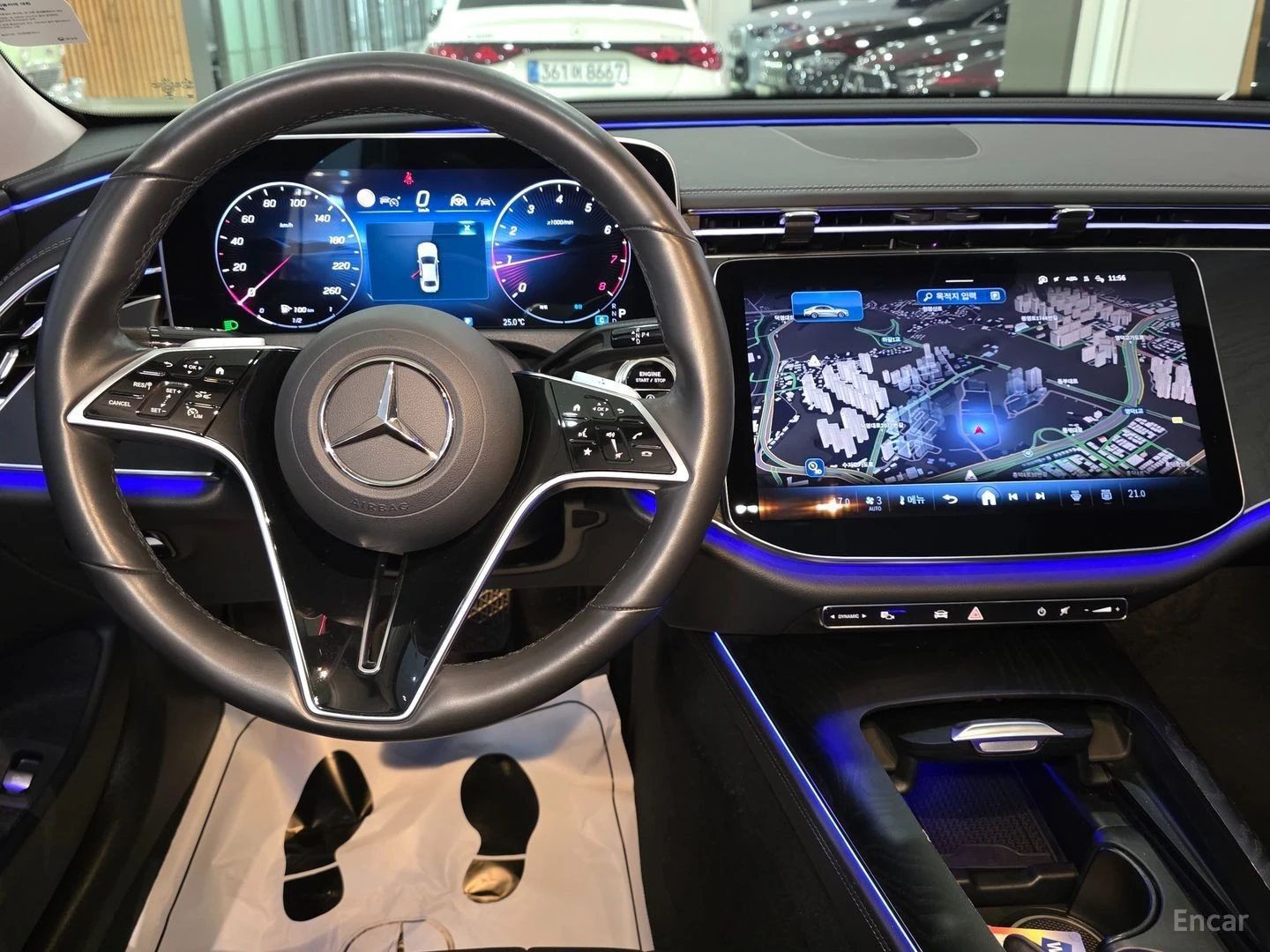 Mercedes-Benz E 200 Burmester* Digital Light, снимка 5 - Автомобили и джипове - 56233200