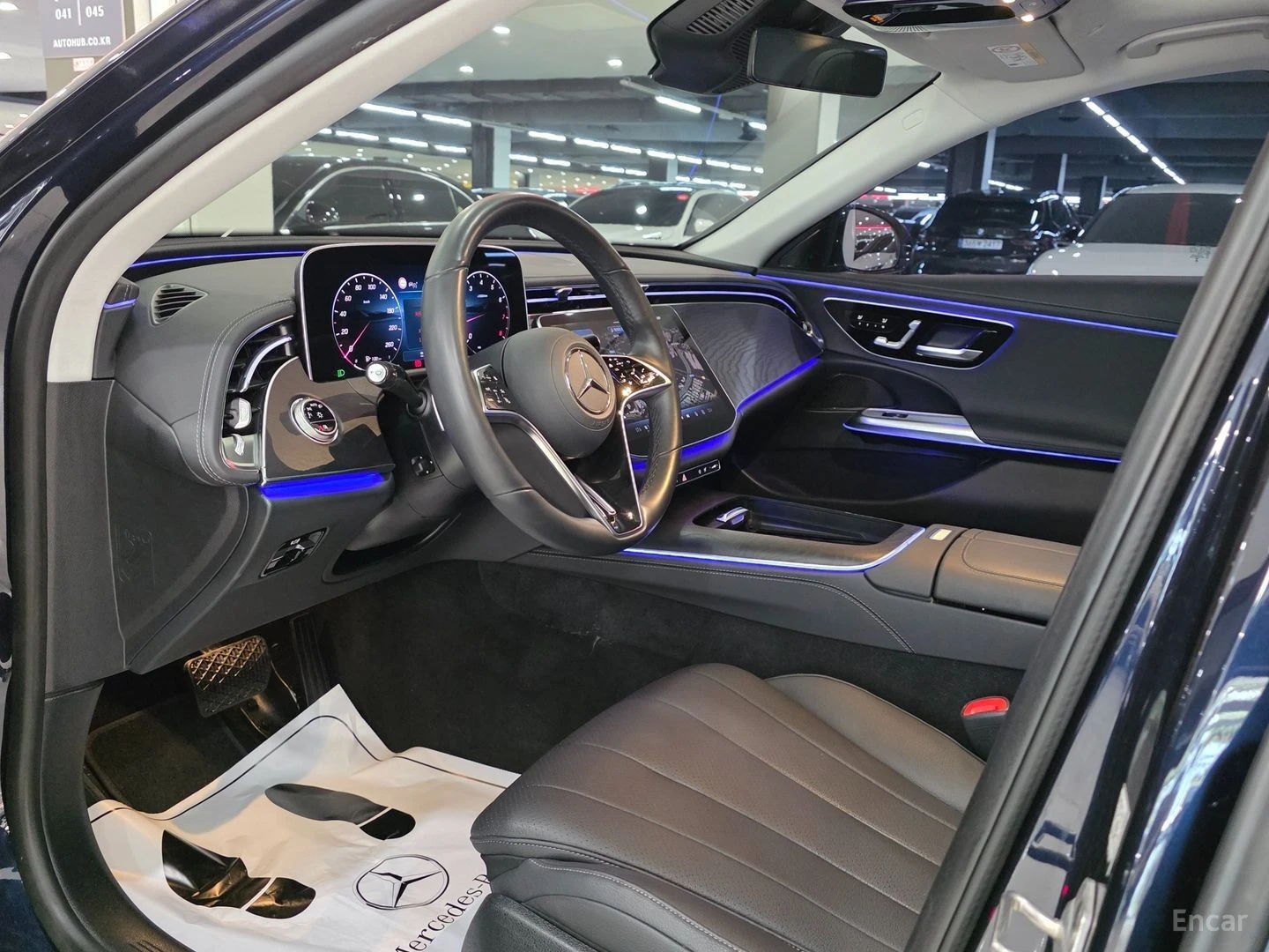 Mercedes-Benz E 200 Burmester* Digital Light, снимка 9 - Автомобили и джипове - 56233200