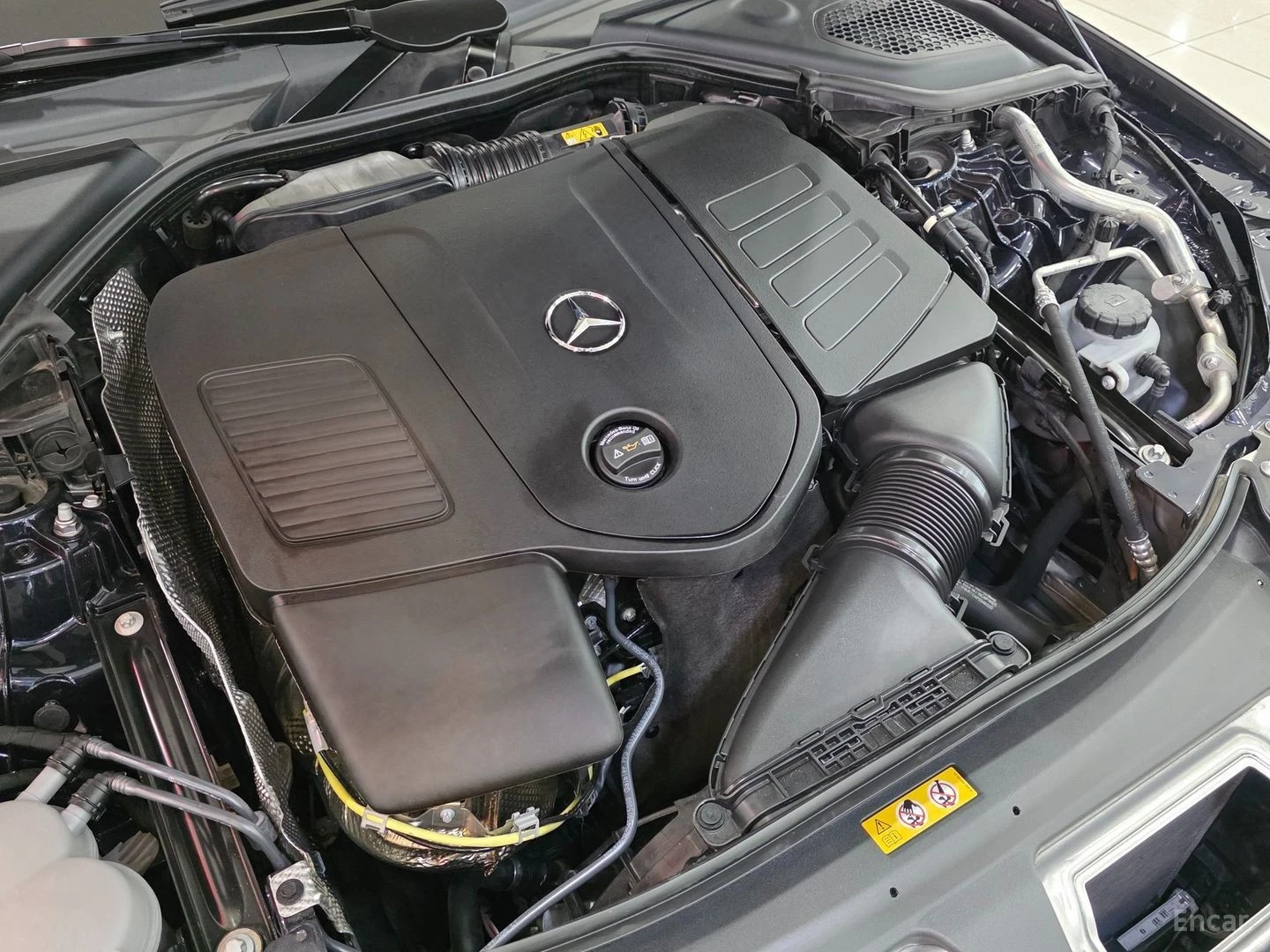 Mercedes-Benz E 200 Burmester* Digital Light, снимка 16 - Автомобили и джипове - 56233200